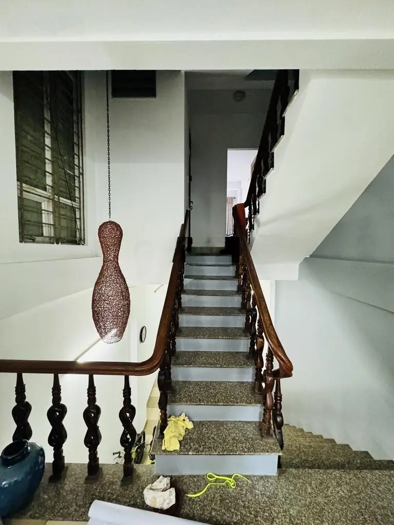 Bán nhà Ngọc Thuỵ - Long Biên - hiếm - thoáng mát - gần ô tô - dân xây - giá đầu tư - 4 ngủ ở sướng