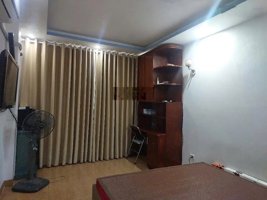 Bán nhà dân xây 56m 4 tầng oto đỗ cửa phúc lợi long biên 6,7 tỷ