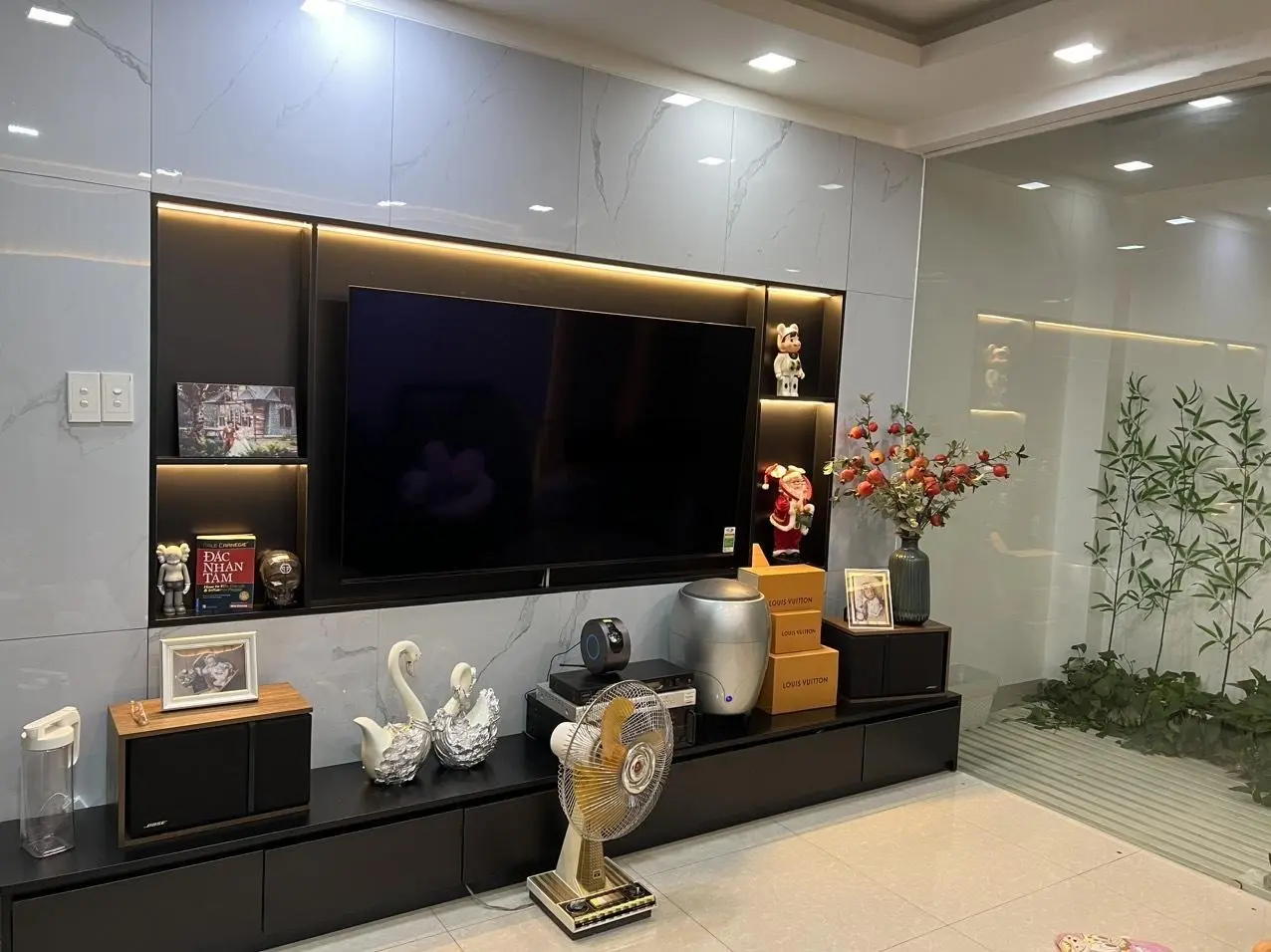 Nhà 2 mặt tiền kinh doanh, 3 tầng đường Trường Chinh, Quận 12, chỉ 14 tỷ, có thương lượng