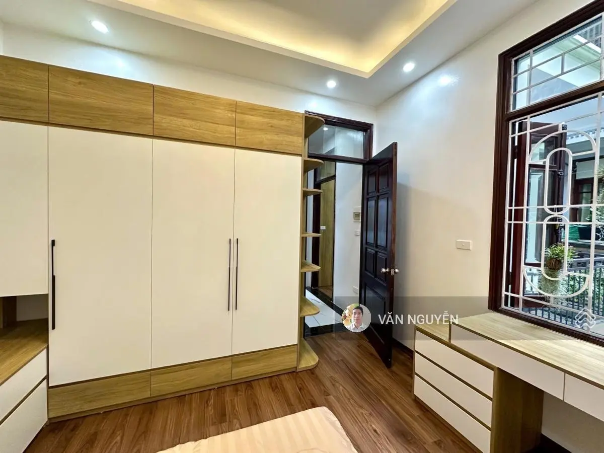 Ngõ 674 Hoàng Hoa Thám, 55m2, MT 4m, nhà mới. Giá 10,9 tỷ (Có thương lượng)