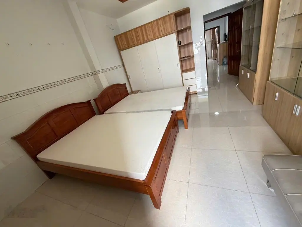 Bán nhà 5 tầng Liên Khu 10-11, 74m² - 4.2x18 - thang máy,tặng full nội thất, chỉ nhỉnh 7 tỷ