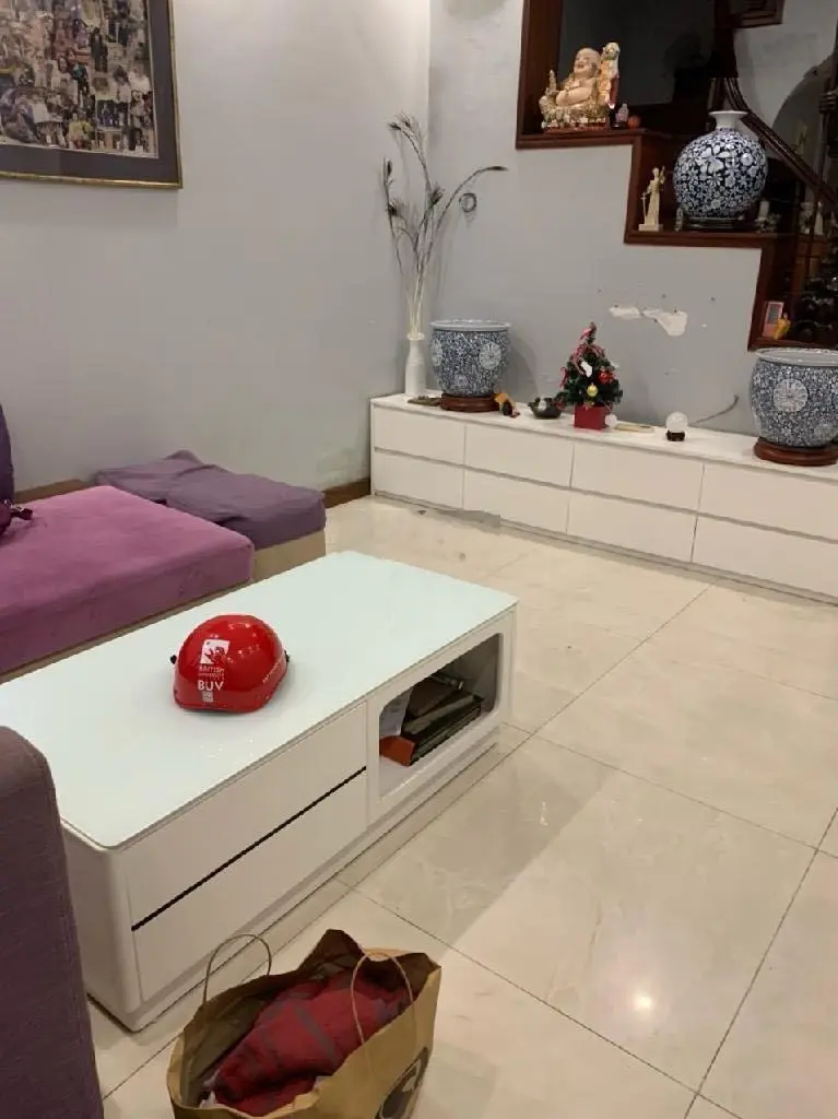 Cần bán nhà! Cách 4 nhà ô tô tránh, khu vực phân lô vip, nhà Minh Khai, 41m2, 6. X tỷ