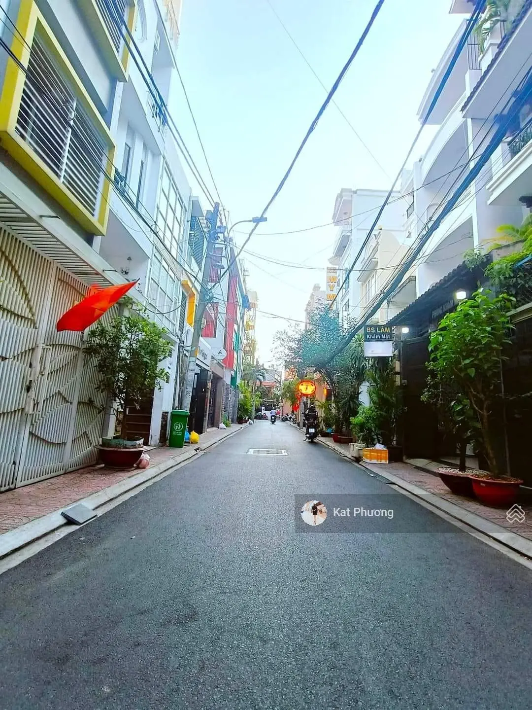 DT 80m2, 3 tầng, BTCT, ngang 4.5m, 6PN 6WC, HXH, nhà Sư Vạn Hạnh khu vip Q10, kế Vạn Hạnh Mall