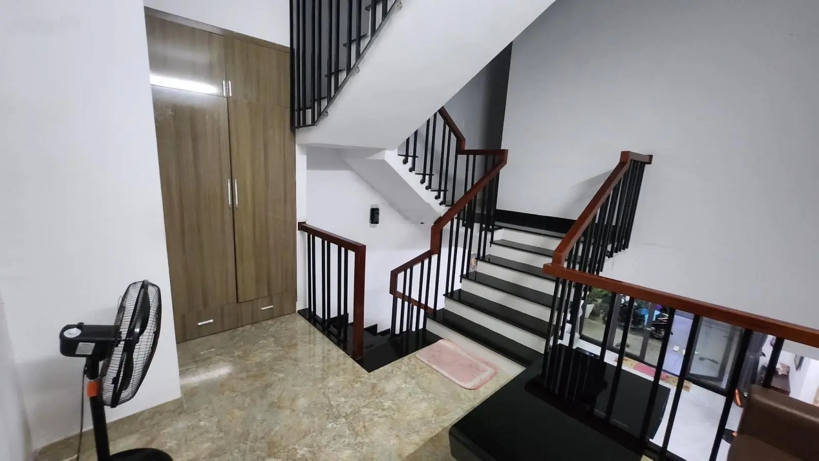 Đi Mỹ nên bán căn nhà tâm huyết