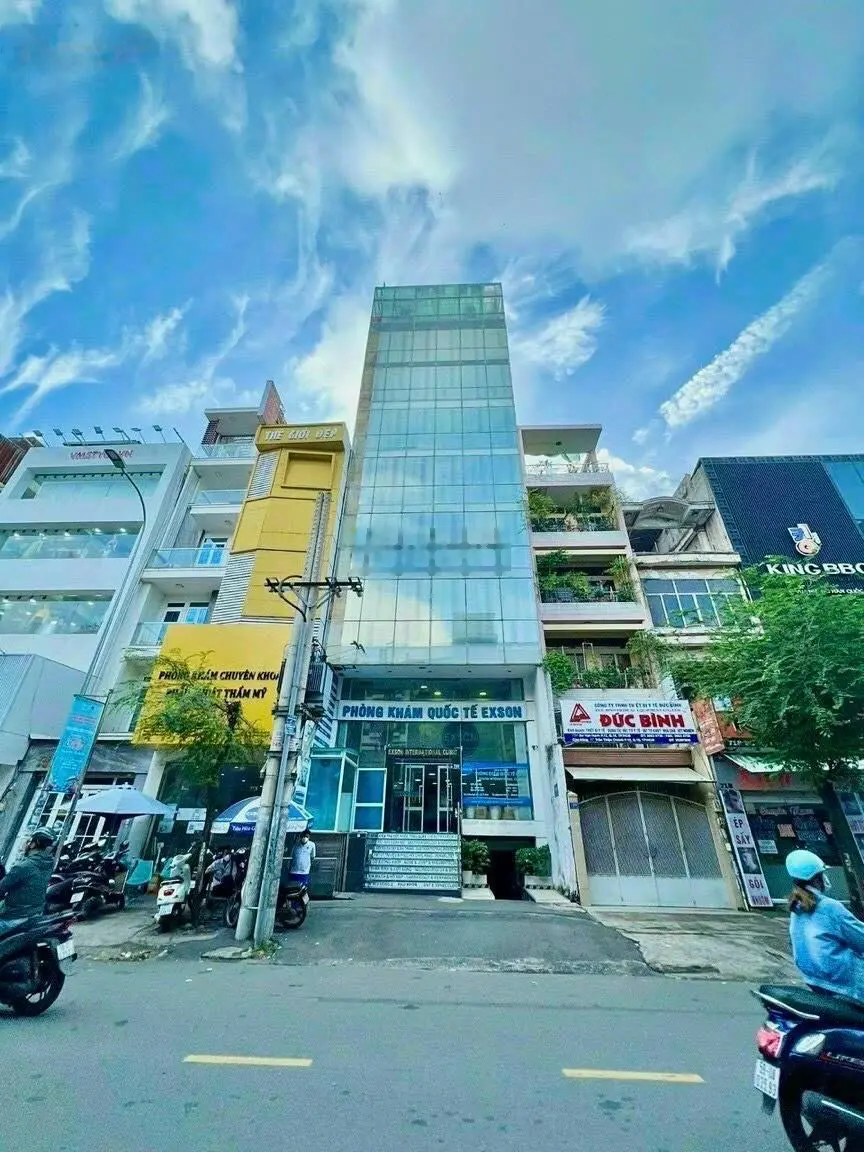 Giảm mạnh 38 tỷ còn 22 tỷ căn nhà đường Hoa - Phan Xích Long, Q.Phú Nhuận. Nhà 1 Hầm + 4Tầng - 5x15