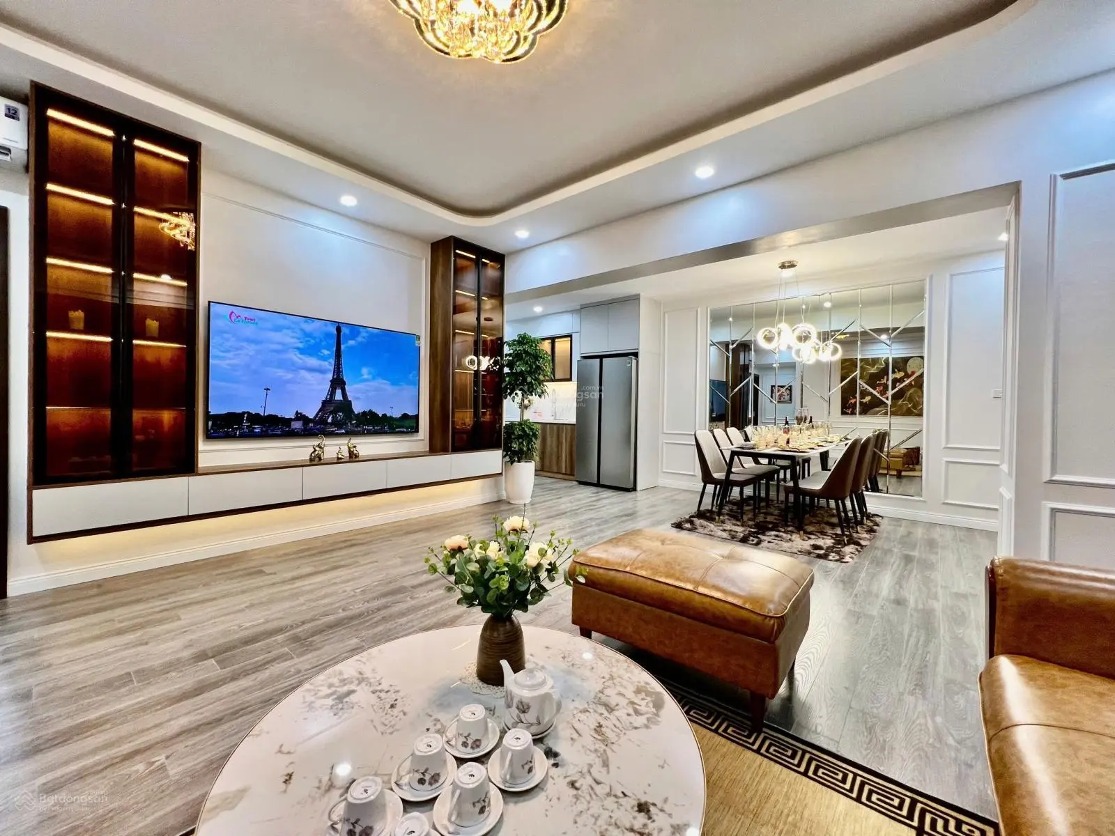 Bán căn 3PN2VS, 95m2, full nội thất đẹp như tranh tại Chung cư CT5 Mỹ Đình
