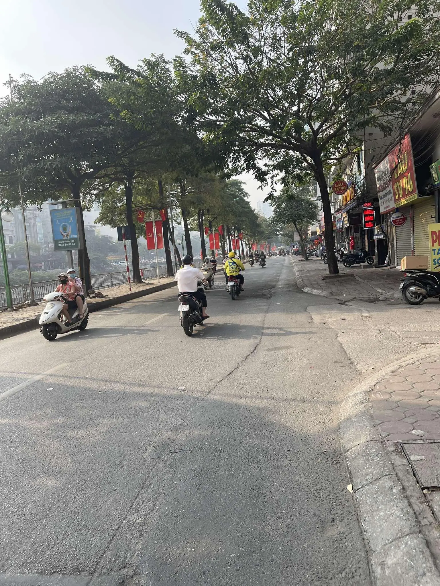 Bán nhà 5tầng cực đẹp phố khương đình - thanh xuân - lô góc 2 thoáng mát - ô tô gần nhà
