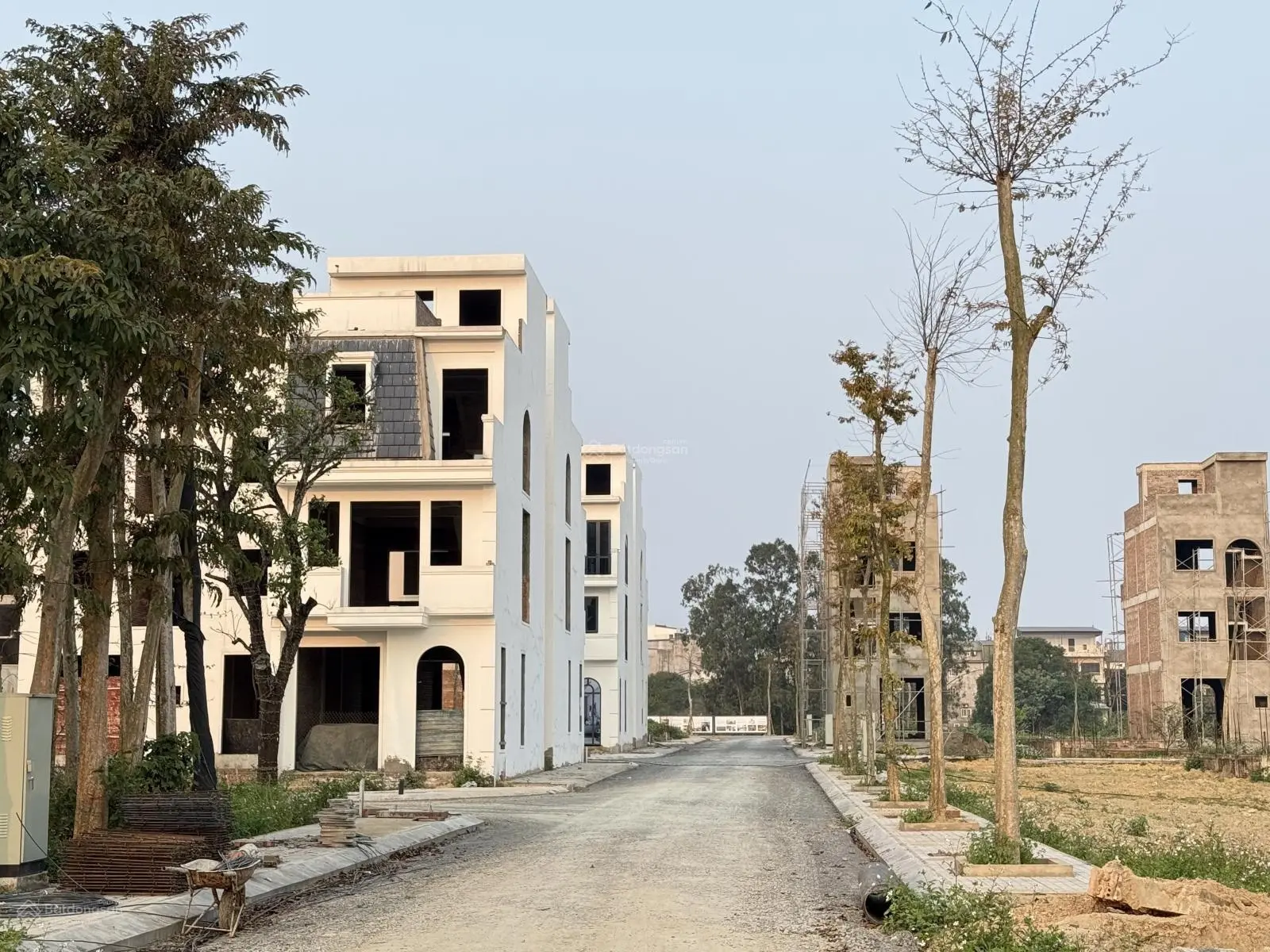 Bán Nhà 3,5 tầng Khu đô thị ven Sông Vinh - Athena Vinh Tân giá chỉ hơn 4 tỷ thanh toán tiến độ
