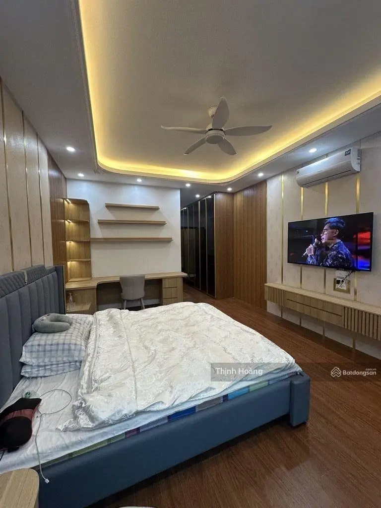 Bán nhà ngọc thụy - 7 tầng thang máy, full nội thất cao cấp - 10 phút sang phố cổ!