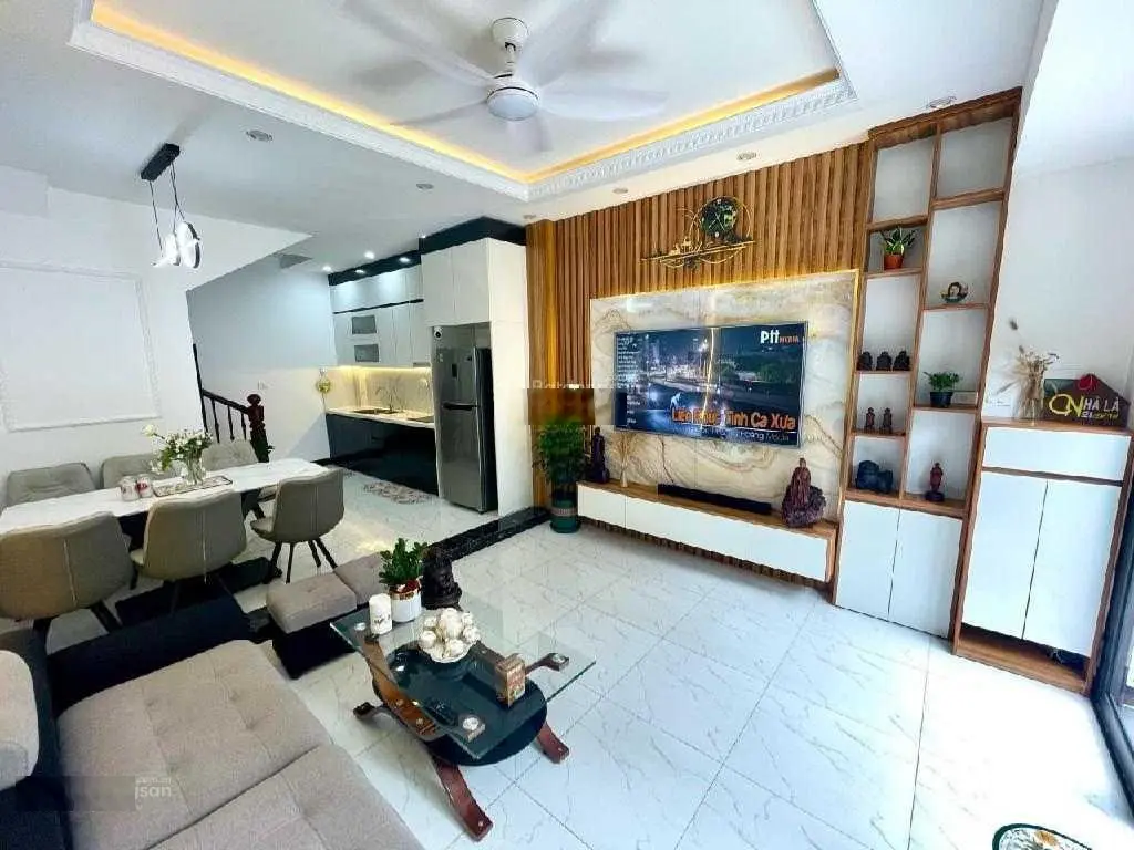 Chính chủ bán nhà Bồ Đề, Ái Mộ nhà đến 7 tầng thang máy ngõ oto siêu đẹp siêu hiếm