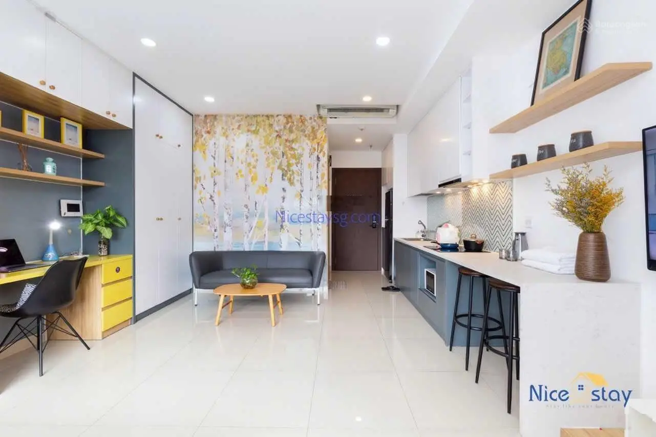 Cần BÁN căn officetel, 36m2, Giá 2ty300, trừ lại cho khách 70tr, có sẵn HĐ thuê 0908 457 *** Linh