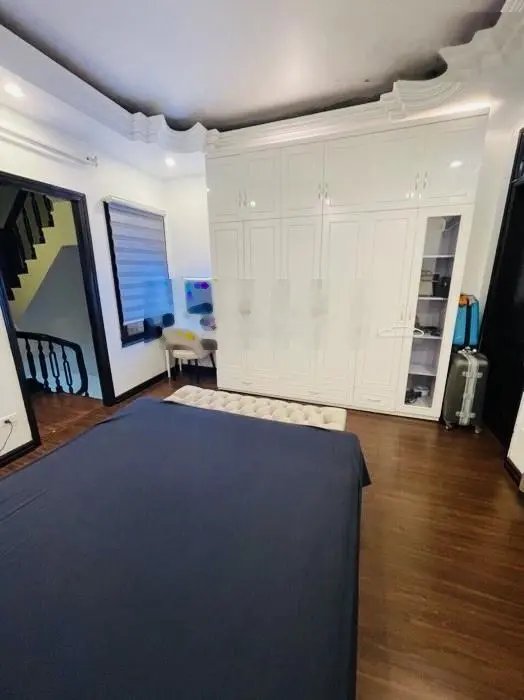 Bán gấp nhà Kim Mã Thượng, 89m2/110m2, 4 tầng, MT 4,8m, khu vip, an ninh tốt, thoáng 3 mặt, 16 tỷ