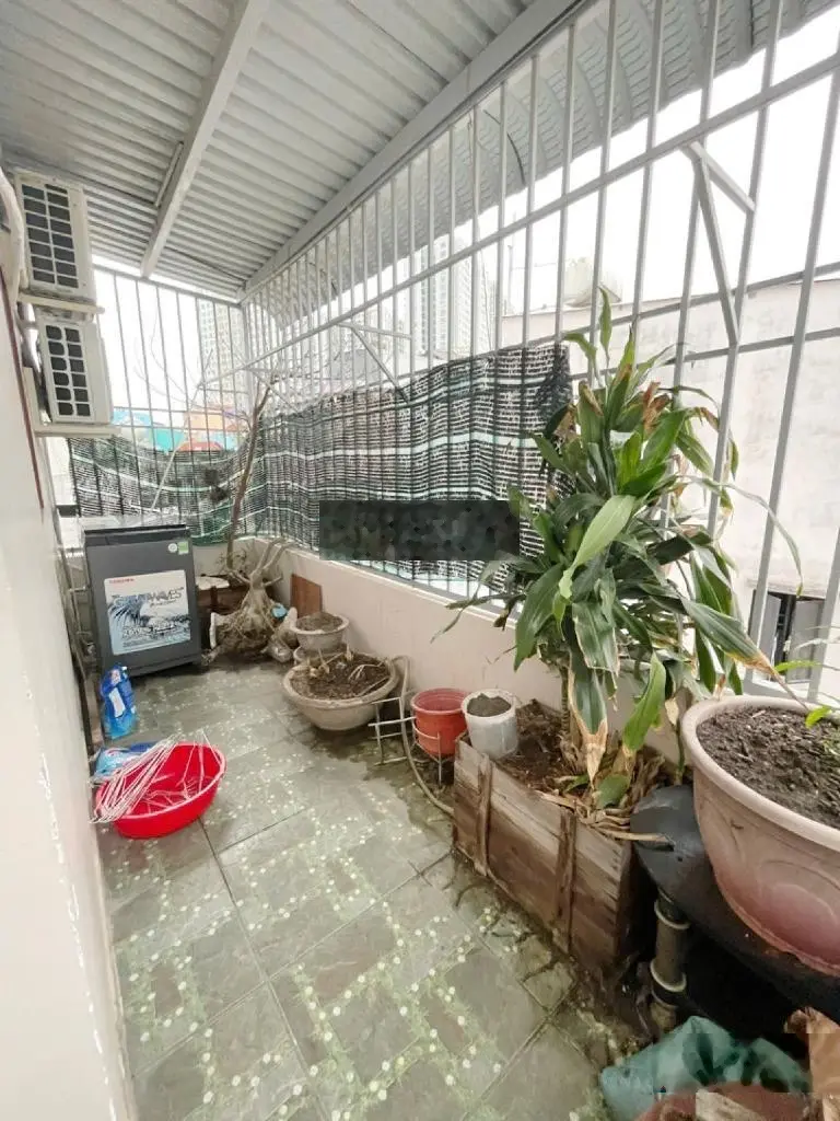 Bán nhà Quận 8-65m2-3 tầng-ngang 5-HXH-đường Đông Hồ gần chợ Phạm Thế Hiển-6,9 tỷ(TL)-pháp lý chuẩn