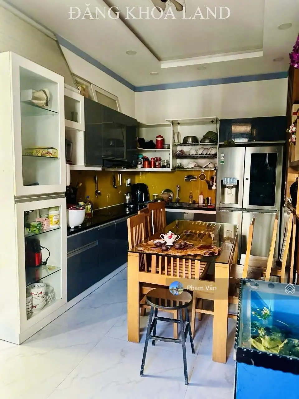 Nhà đẹp 3 Tầng kiên cố- TK hiện đại-gần Trường Đào Sơn Tây - đường ô tô quay đầu - DTs 150m2