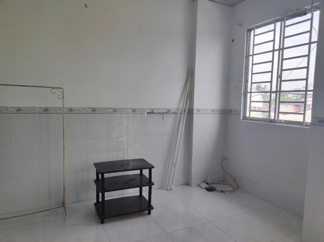 Bán nhà đep 1 trêt 1 lầu đường nhựa ôtô gần chơ p3 thuân tiên kinh doanh tp vĩnh long