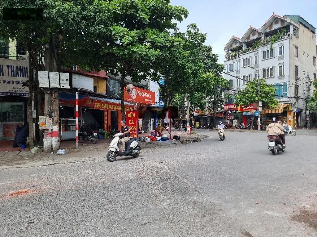 Vị trí đẹp nhất mặt phố Đền Lừ 2, bán đất tặng nhà 2 tầng. DT 39m2 mặt tiền 7,2m 12,9 tỷ có t lượng