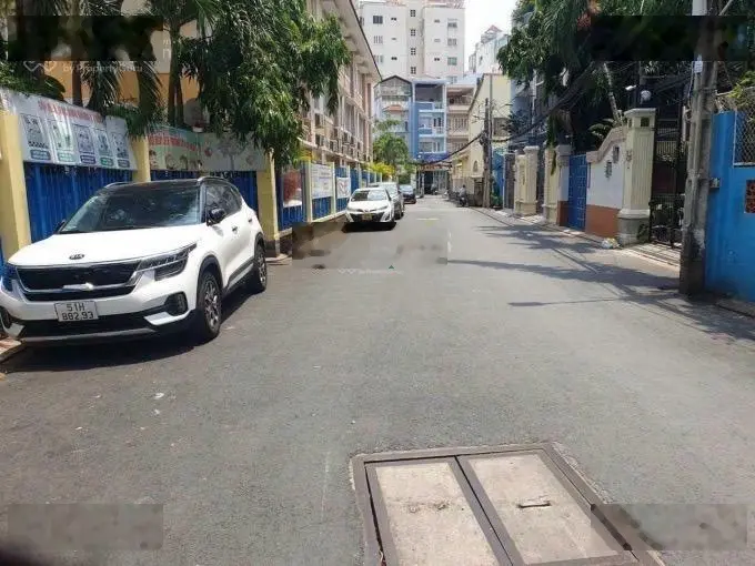 Bán nhà 4 tầng 63m2, 4PN, đường 10m chợ Rạch Ông Nguyễn Thị Tần P2 Q8, chỉ hơn 11 tỷ, pháp lý chuẩn