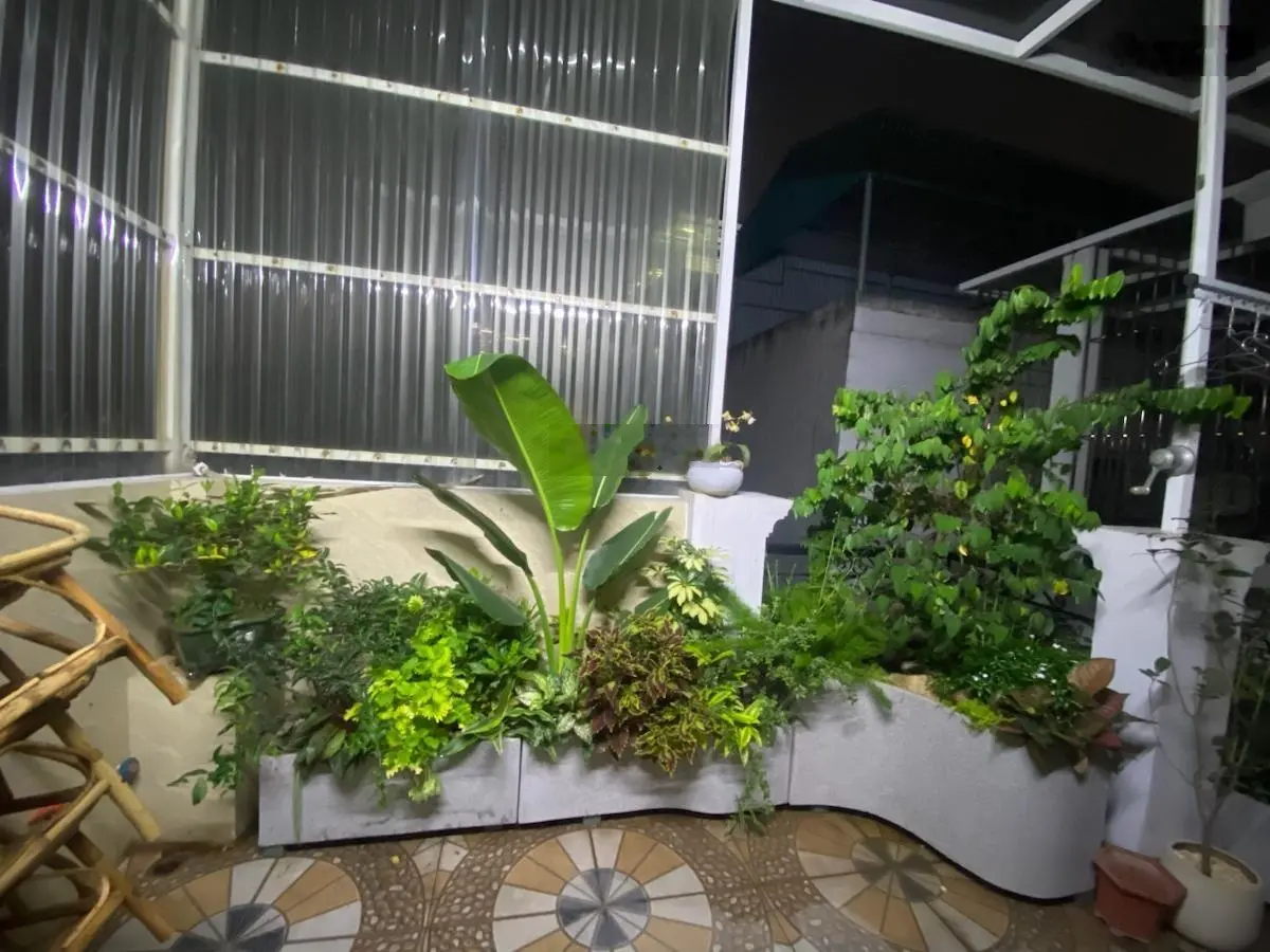 Bán nhà phố Doãn Kế Thiện: 33/40m2, 5 tầng, mặt tiền 5m, giá 9.6 tỷ Cầu Giấy 3 thoáng