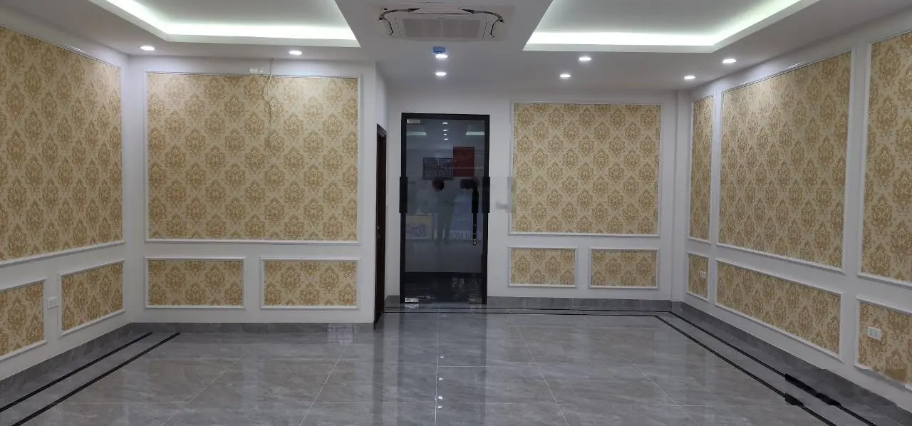 Bán nhà ngõ 285 phố Khuất Duy Tiến diện tích 70 m2 mặt tiền 5,5 mét x 7 tầng nhà xây mới