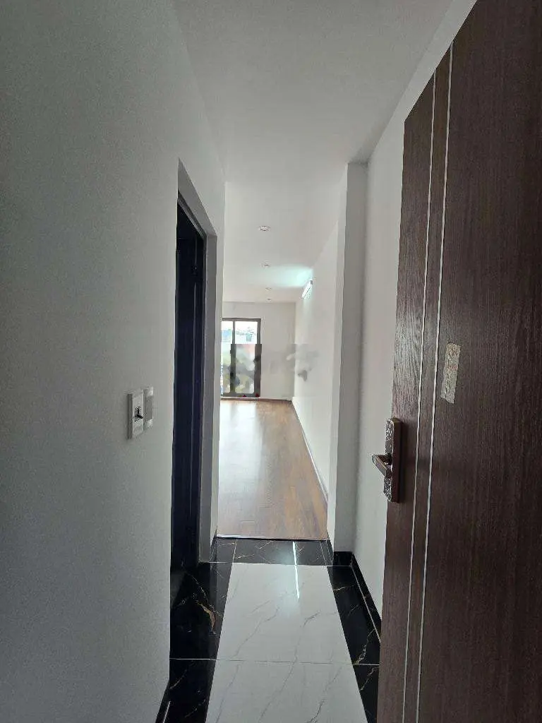 Bán gấp nhà 34m2x 6 tầng thang máy giá 6,7 tỷ tại Đường Thạch Bàn