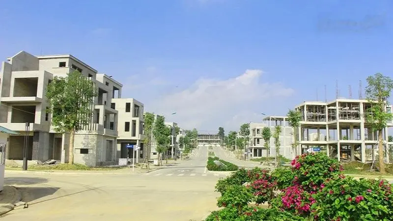 Vay ngân hàng k gồng được lãi nên gia đình tôi cần bán gấp biệt thự 400m2 Phú Cát City 0943020465