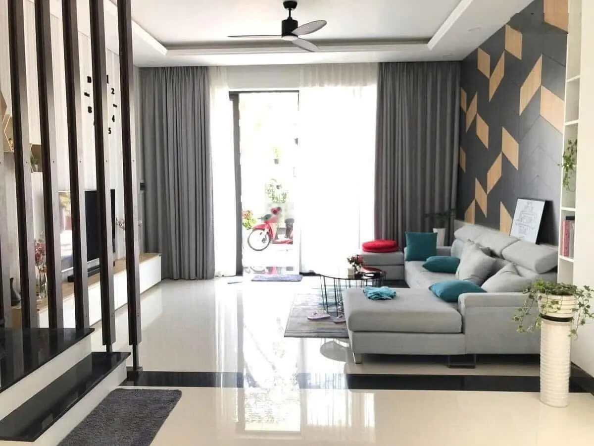 Cần bán nhà 3 tầng khu Euro Village 1 Đà Nẵng đường Hoa Phượng 1