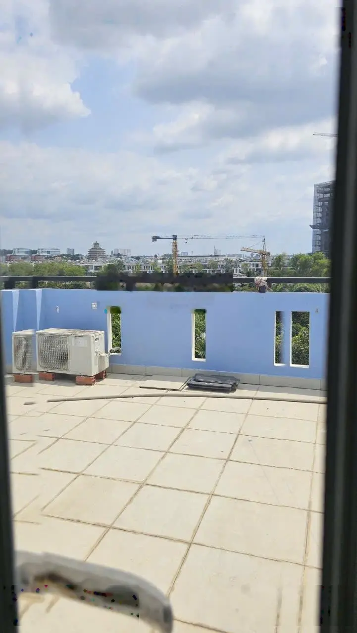Bán nhà 4 tầng HXH tránh, 50m là Vành Đai 2, đối diện chung cư Avenue Tam Bình, Thủ Đức, giá 6.2tỷ