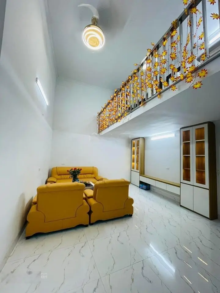 Hiếm có, ngõ nông Cự Lộc - Thanh Xuân - Hà Nội, DT : 37m2 x 5 Tầng - MT: 4m / giá : 6,15 tỷ