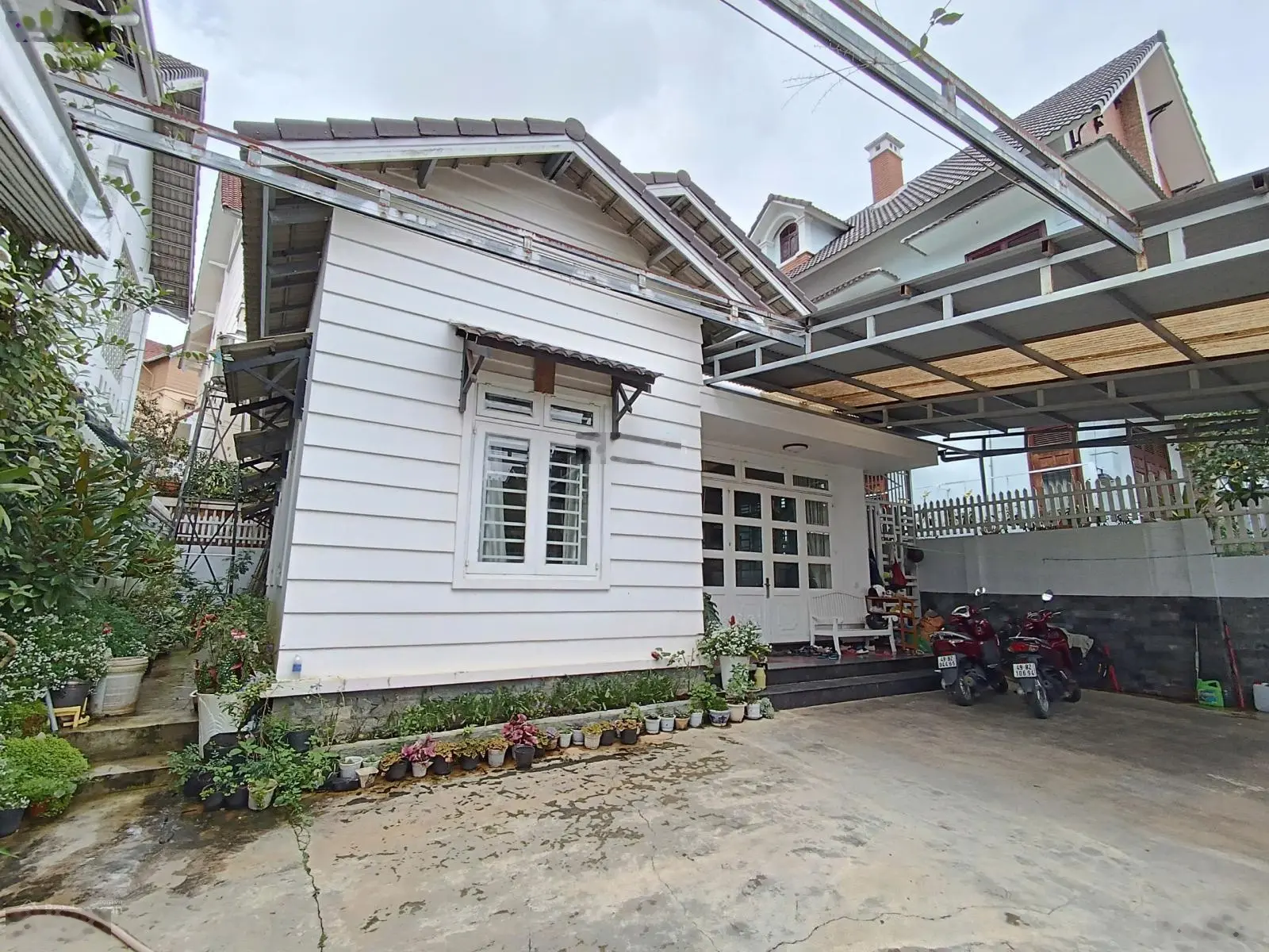 Villa mini Yersin cách Hồ Xuân Hương chỉ 1km 224m2 nở hậu 1 tầng đã hoàn công