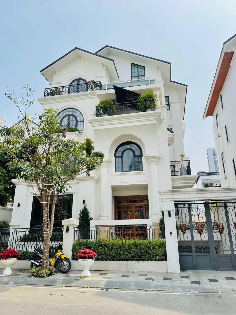 Kẹt tài chánh cần cắt lỗ nền Mystery Villas giá mua 215tr/m2, bán nhanh 180tr/m2