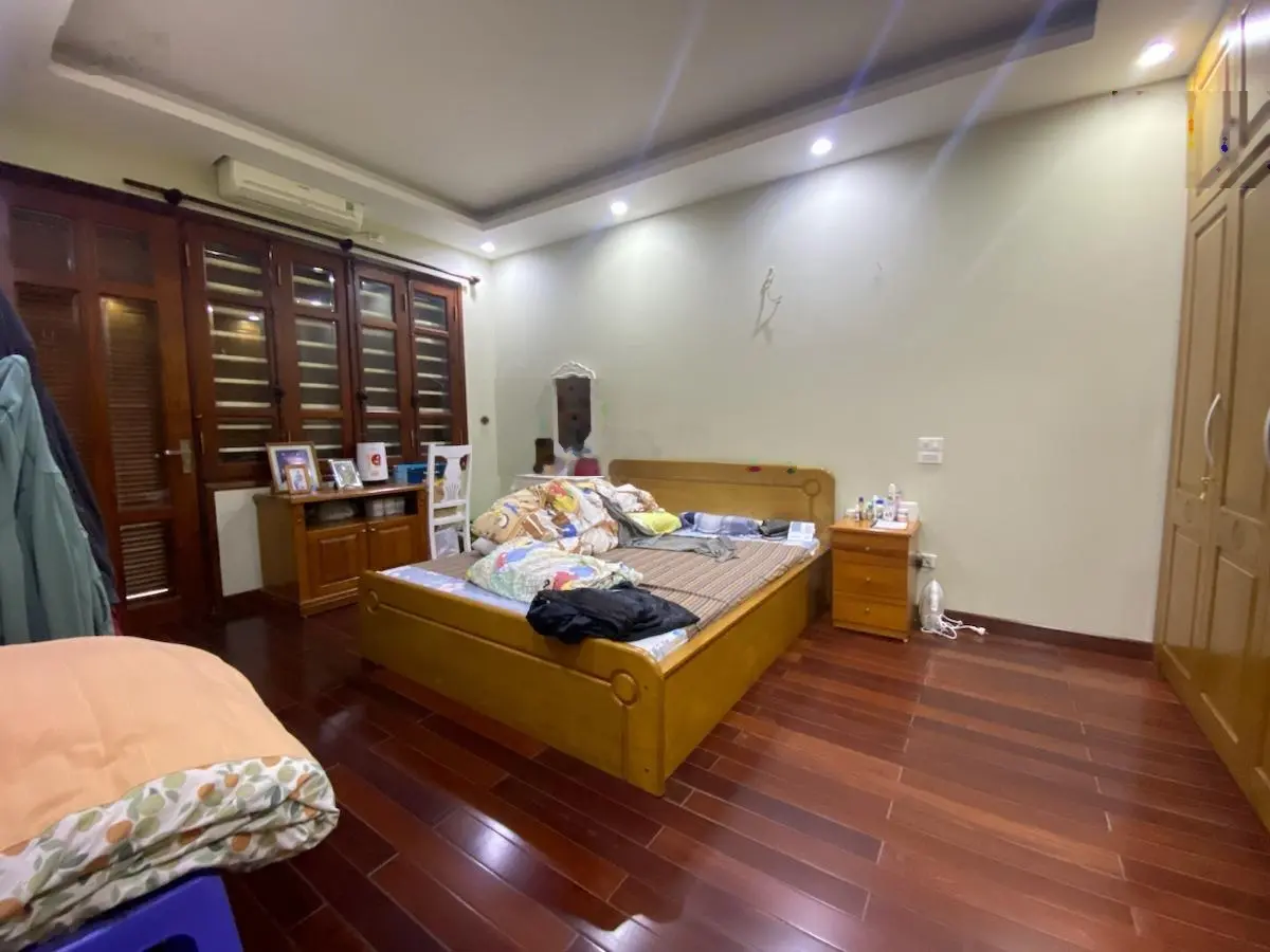 Có 102! Nhà đẹp Xuân Đỉnh, oto tránh, thoáng, diện tích 77m2x4T, mặt tiền rộng 7,1m, giá 20 tỷ