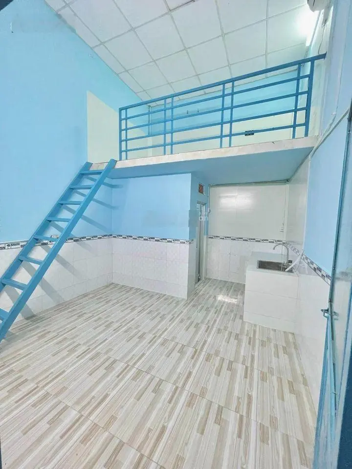 Dãy trọ 10Phòng đang kinh doanh tốt tại đường Phan Văn Đối , Hóc Môn gần chợ Bà Điểm, sổ sẵn, 180m2