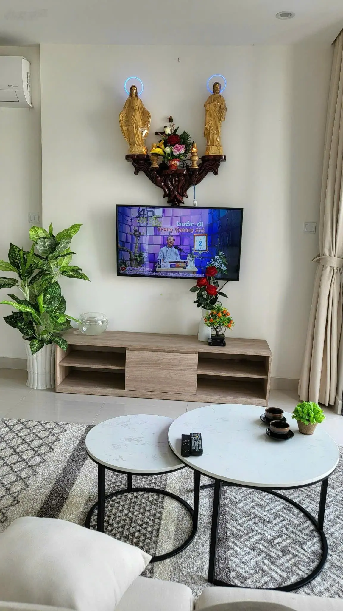 Bán căn góc 2PN+1 DT 63,3m2 view hồ bơi đẹp chỉ 2,750 tỷ đã có sổ hồng tặng full NT hỗ trợ vay 60%