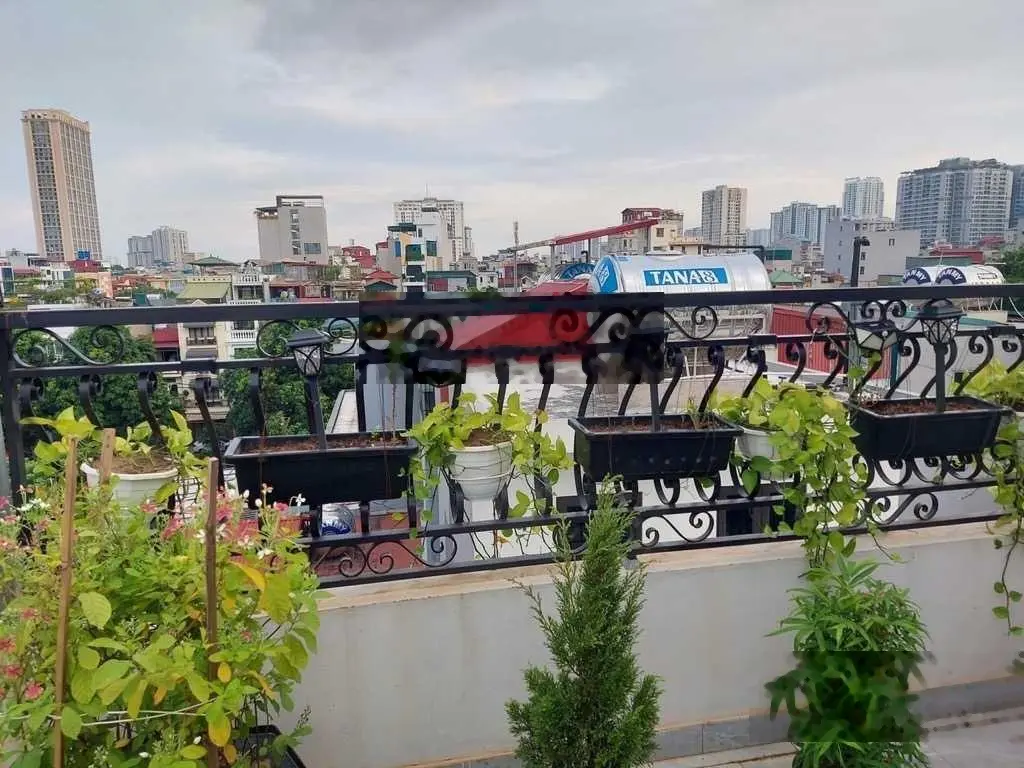 HIẾM! NHÀ TÔN ĐỨC THẮNG, 5 TẦNG, 4 NGỦ CHỈ 3,95 TỶ