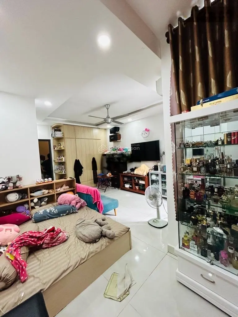 Bán nhà KDC trung sơn 6 tầng,ngang 5,HXT ,8 PN ,giảm 500tr còn 16,5 tỷ (TL) ,đường số 10 bình chánh