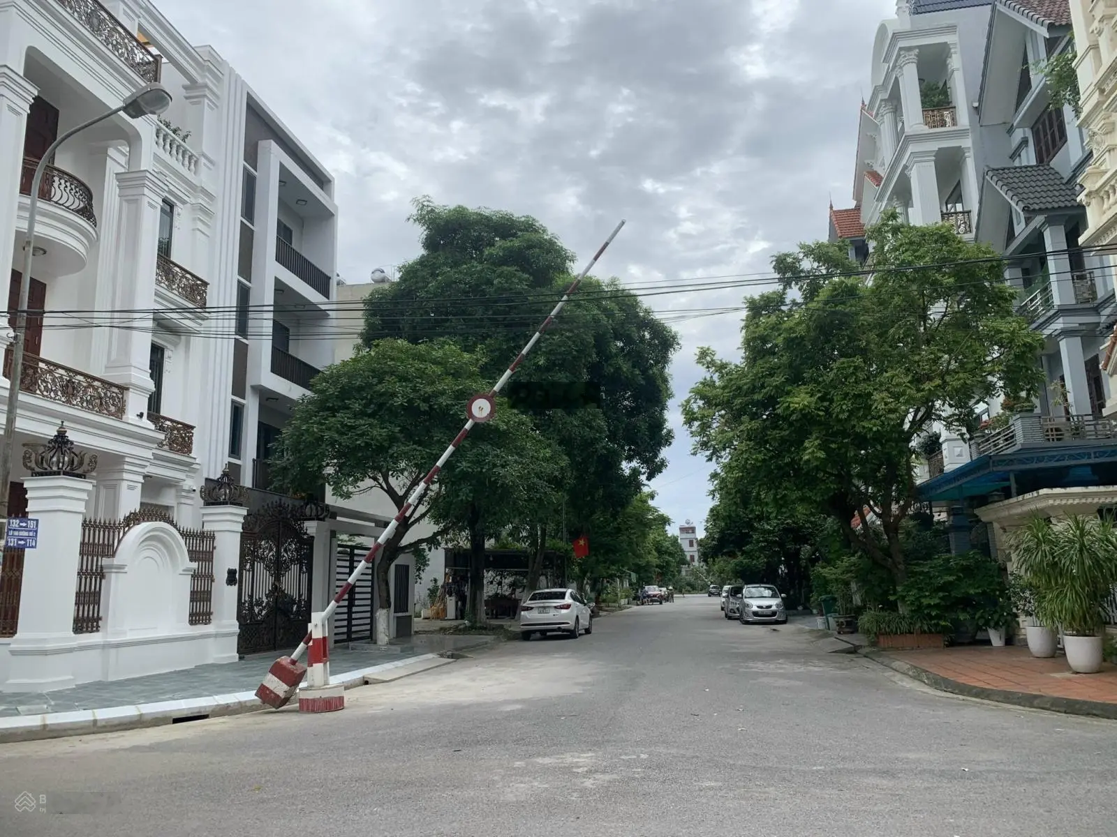 Bán đất biệt thự lô 6B Lê Hồng Phong, 119m2x7m MT, vị trí đẹp, khu dân cư cao cấp, LH 0389 451 ***