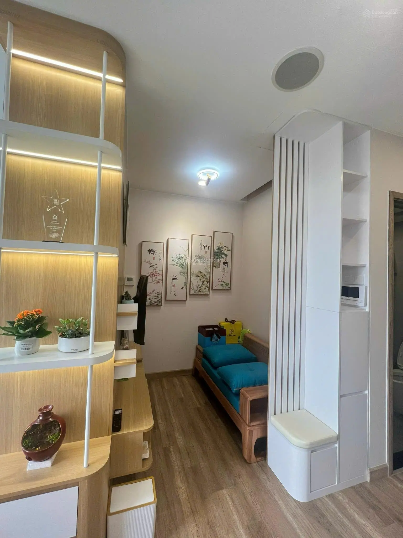 Studio Haven Park, tầng trung view biệt thự đảo, S 30m2, full đồ như ảnh, 1.75 tỷ. LH 0337 259 ***
