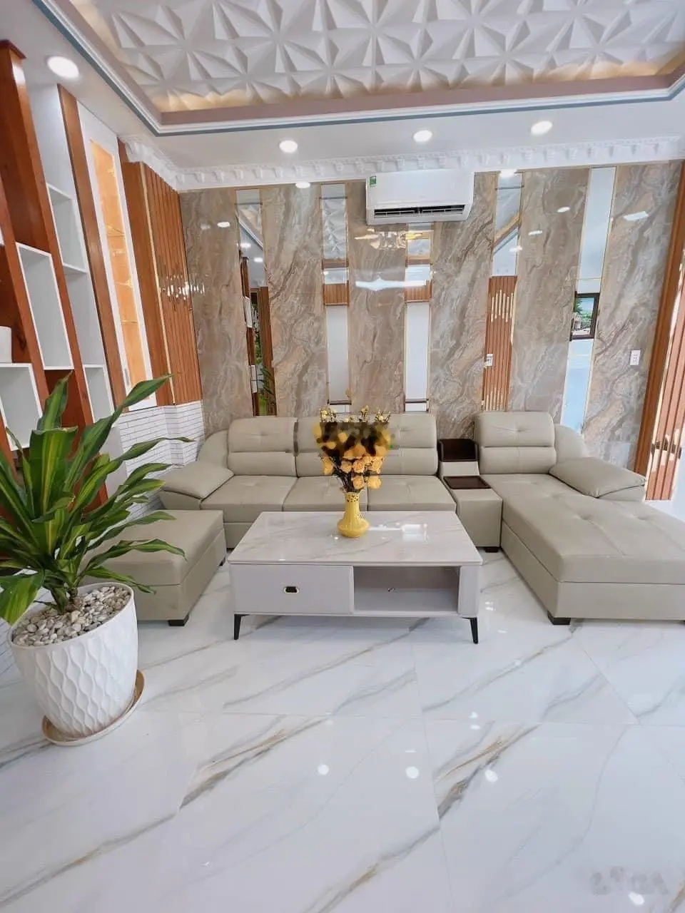 Bán nhà mặt tiền đường xe hơi số 17 Dương Cát Lợi.gần chợ Phú Xuân.Ngay trung tâm TT Nhà Bè -TP HCM