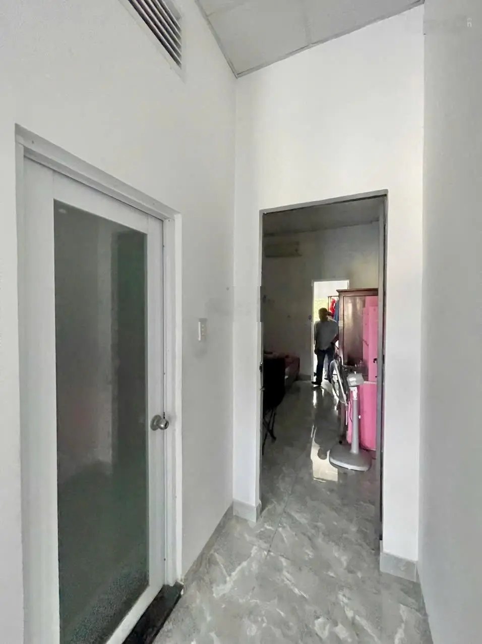NHÀ ĐẸP 1 TRỆT 1 LẦU HOÀN CÔNG ĐẦY ĐỦ Diện tích 90m2 Ngay chợ dĩ an