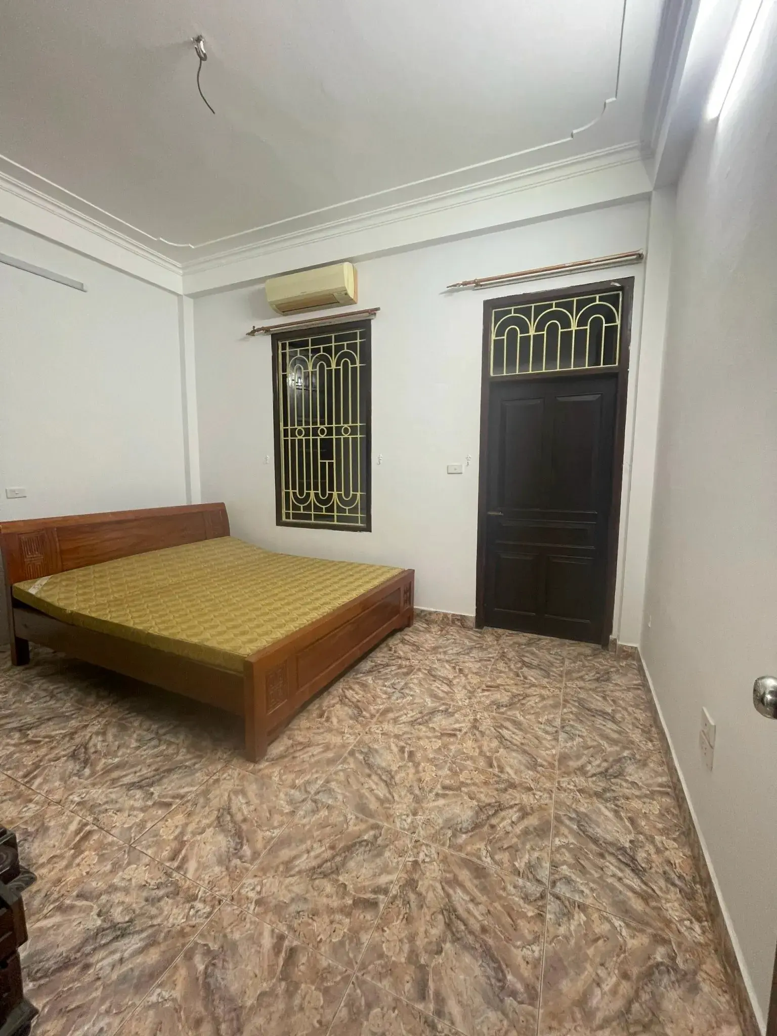 Mặt phố kinh doanh - vị trí vàng - hàng hiếm - bay nhanh - Trần Nguyên Đán - 76m2 x 4T - hơn 29 tỷ