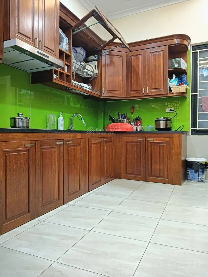 Bán gấp nhà 5 tầng Quang Tiến, diện tích: 50m2 MT 4m, giá: 11,7 tỷ, tặng full nội thất xịn sò