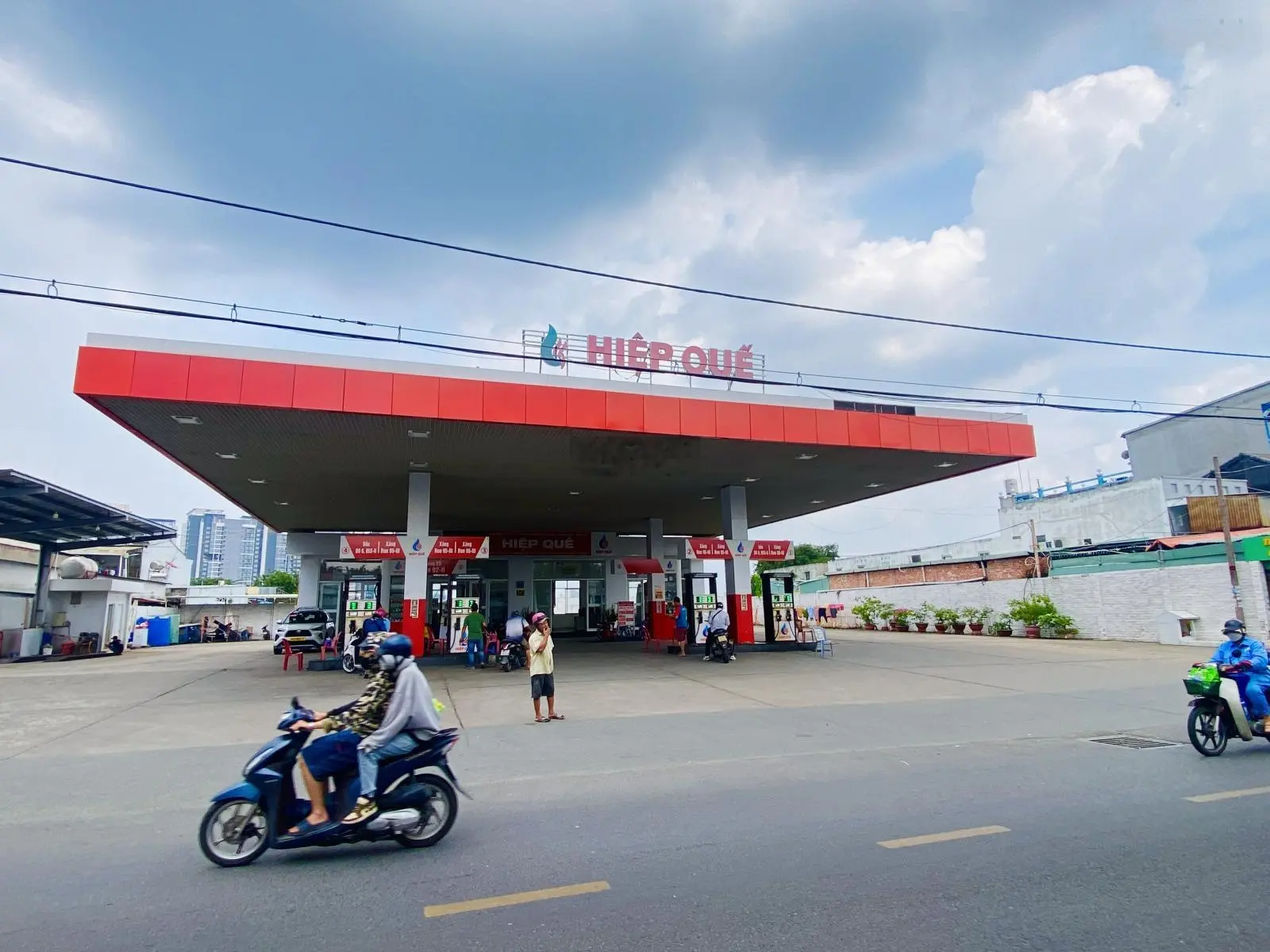 Đất thịt 1300m2, Đón đầu sóng BDS Phước Kiển, Mặt tiền đường mà giá vài chục triệu/m2