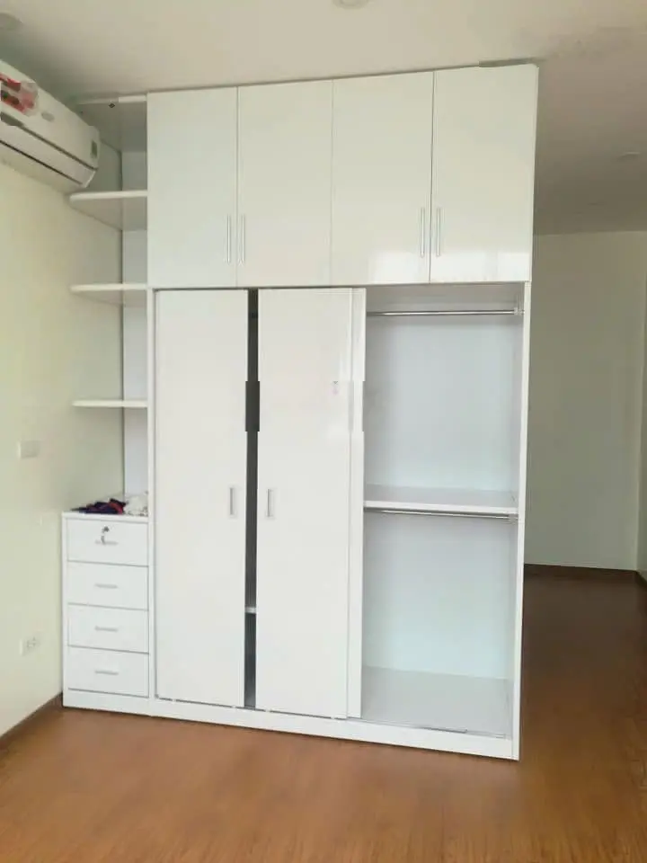 Bán căn hộ tầng trung, chung cư 143 Hạ Đình, cách đường Nguyễn Trãi 400m