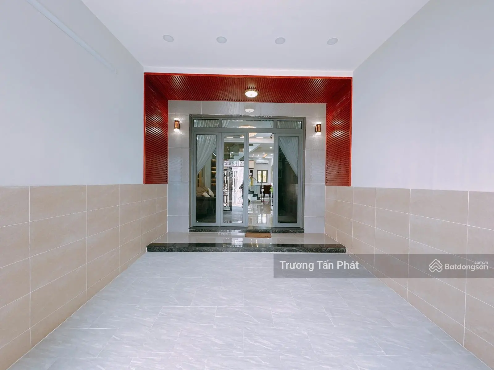 Nhà phố hiện đại 3 tầng 60m2 full nội thất - oto 7 chỗ ngủ trong nhà, cách phú Mỹ Hưng chỉ 5 phút
