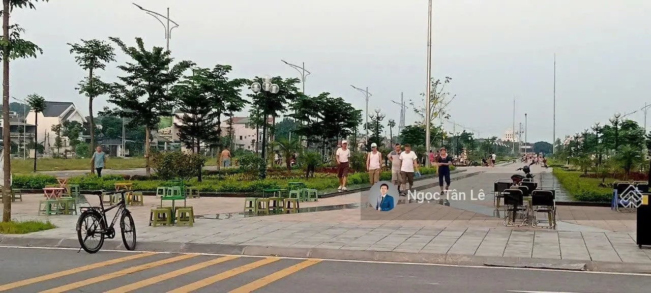 Bán đất biệt thự, trung tâm TP tương lai, dân cư sầm uất, không ép xây dựng.