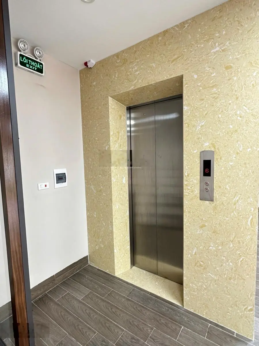 Siêu đẹp! Phân lô, ngõ thông ô tô tránh, KD Nguyên Hồng, gara, vỉa hè 2 bên, thang máy. 63m2*8T