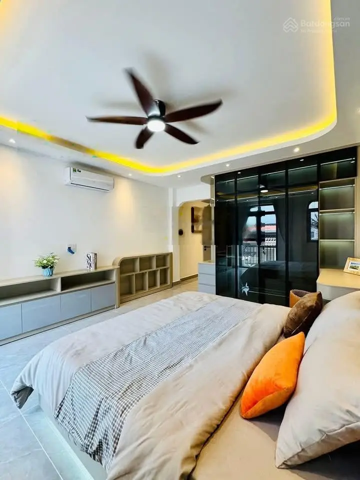 Bán gấp nhà Kha Vạn Cân, Trường Thọ, Thủ Đức .DT 99m2 giá 4 tỷ 1 .Sổ hồng riêng