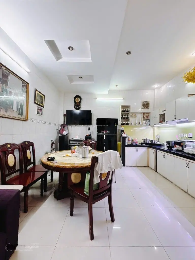Bán nhà Quận 4, Tôn Thất Thuyết HXH quay đầu ,DT:4x15 nở hậu 5m,5 tầng.Giá:12,5 Tỷ.LH:0937577198