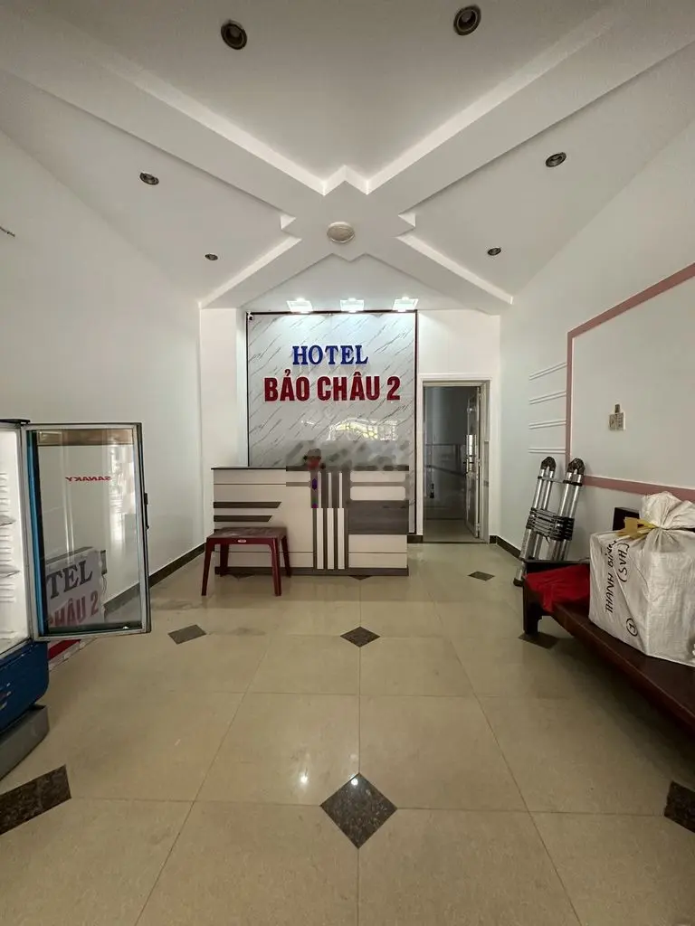 Bán khách sạn 11pn 12wc, mặt tiền nội bộ Lê Bôi, SHR hoàn công P7Q8