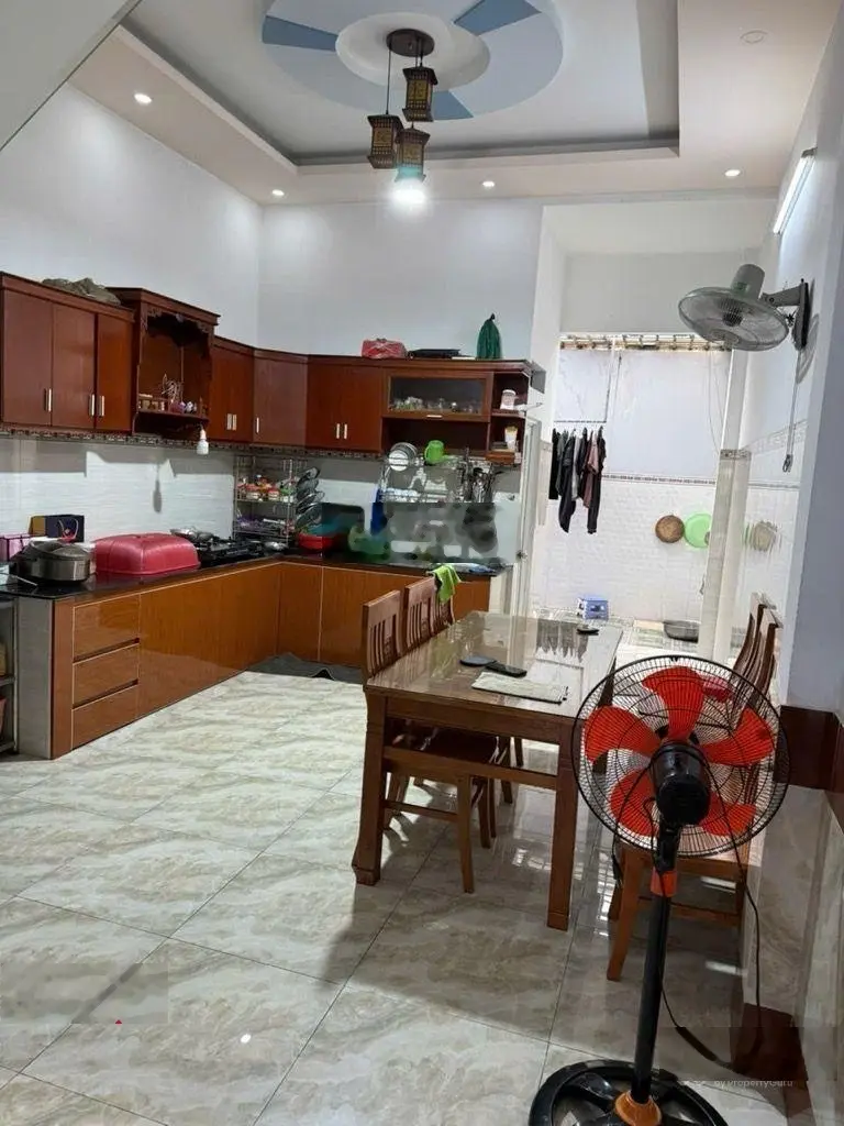 Bán nhà Song Hành, Quốc lộ 22, Ngã 4 An Sương, hơn 8 tỷ, 16 phòng, thu nhập hơn 30tr/th
